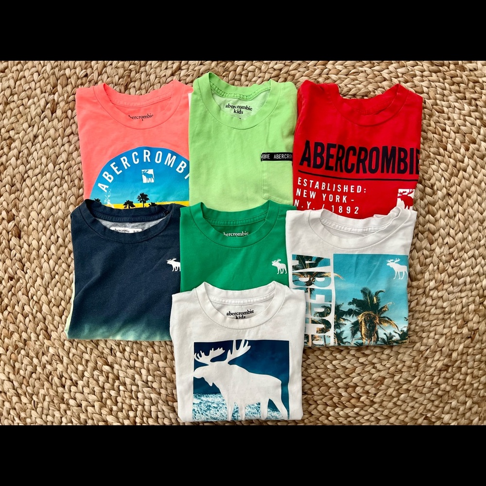 7 boys size 5/6 Abercrombie Kids tees. Icon tee/Graphic tee collection.